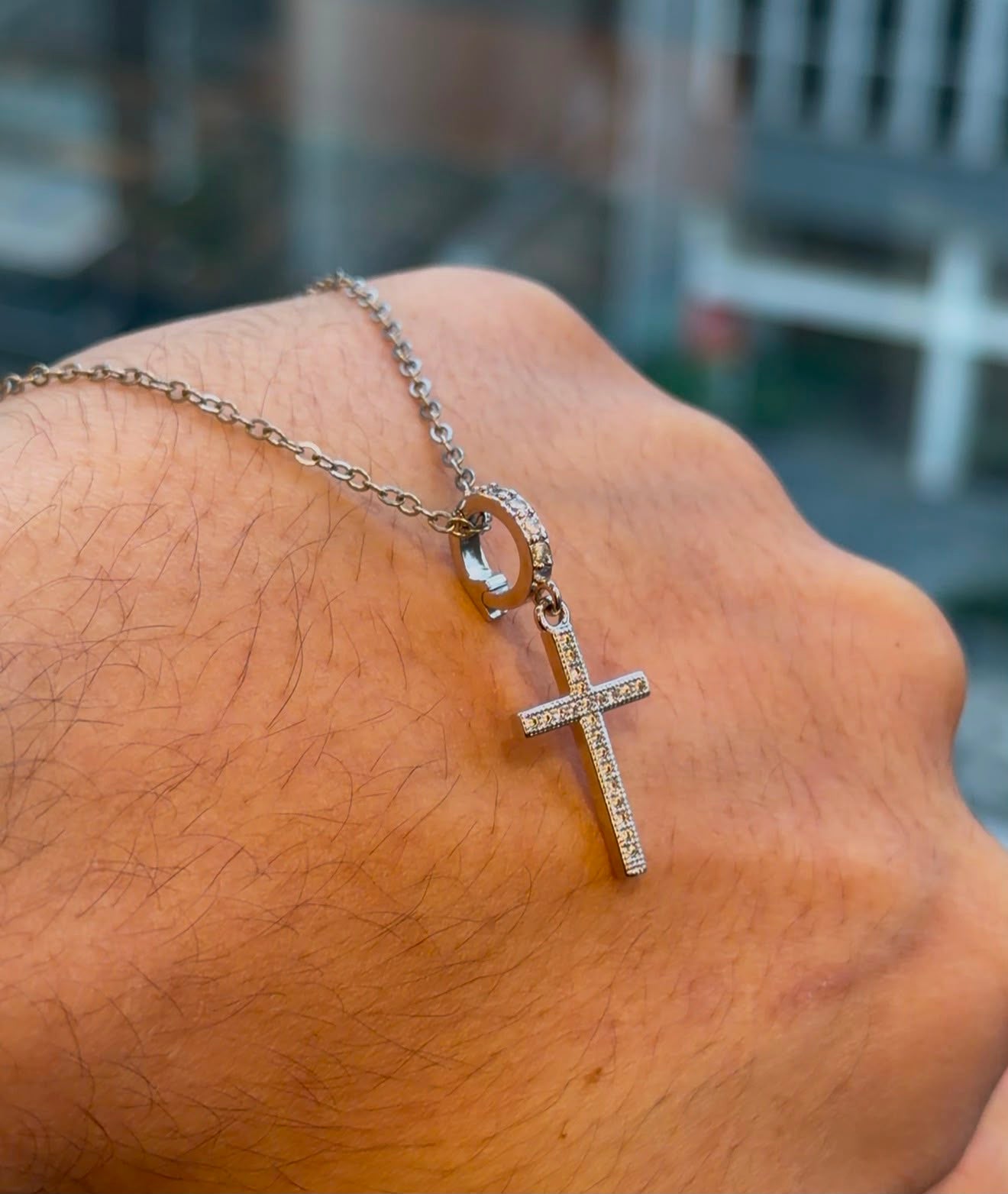 Colar Halo Cross