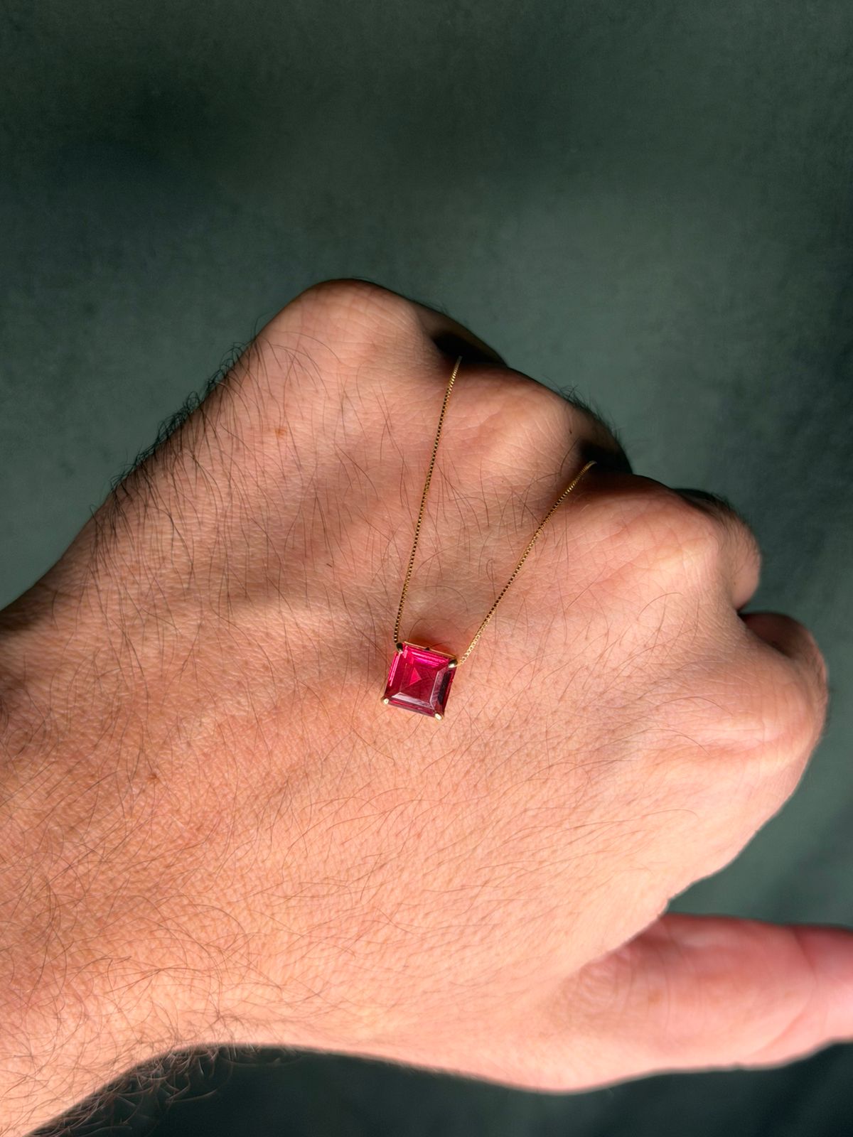 Colar Quadradinho Rubi OURO 18K