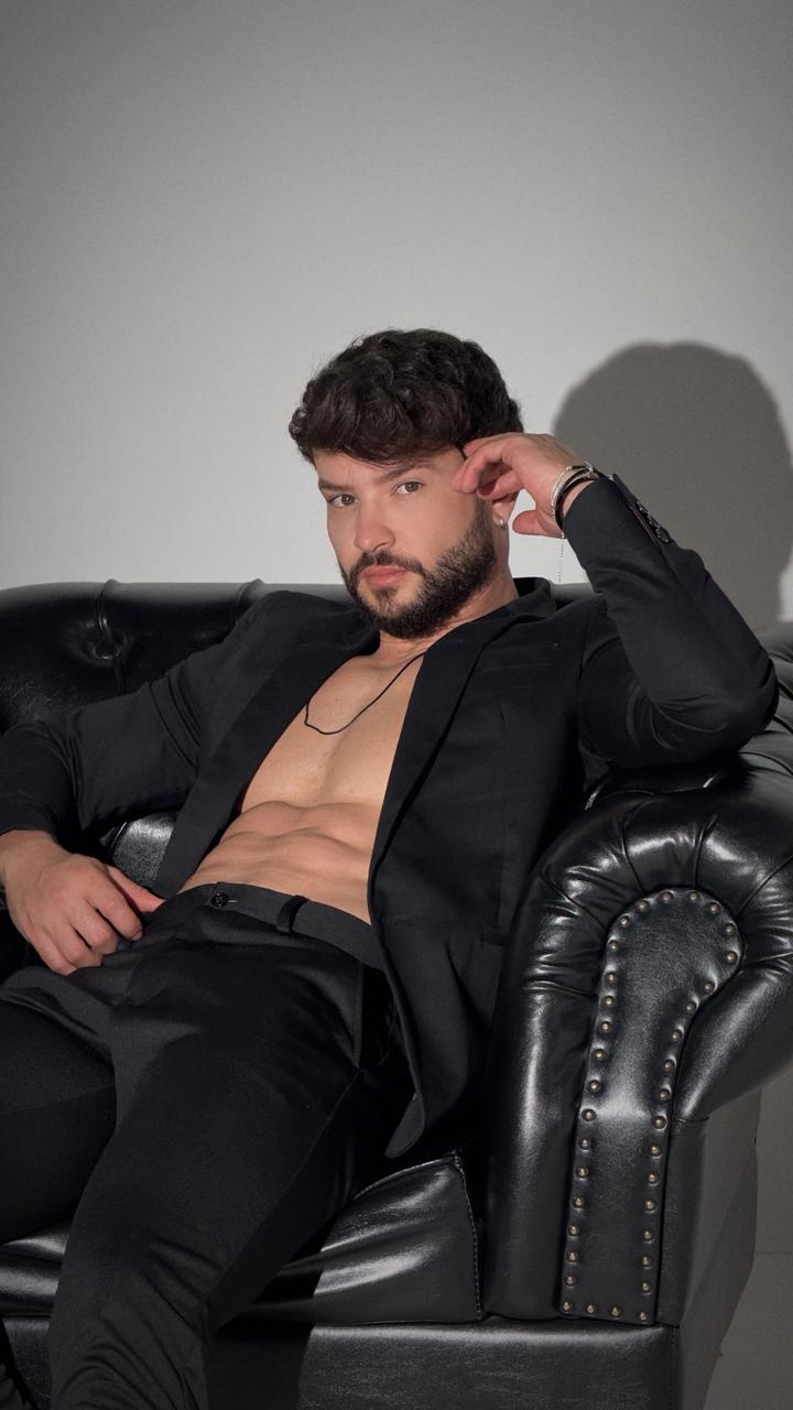Kit Diego Kennedy