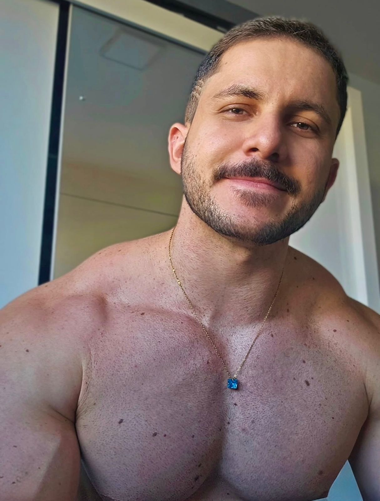Kit Savio Lombardi
